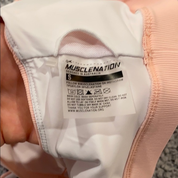 Muscle Nation sports bra - Picture 3 of 3